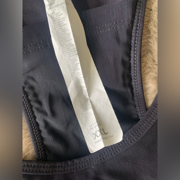 Fabletics Sports Bra - Picture 4 of 4